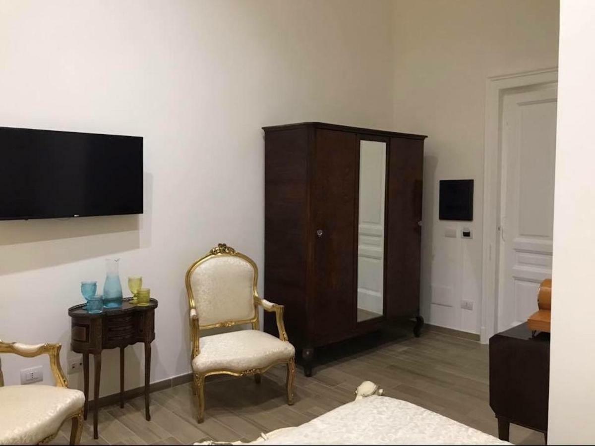 Royal Gismonda Bed and Breakfast Napoli Eksteriør billede